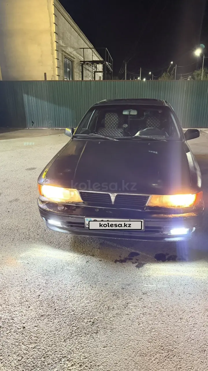 Mitsubishi Galant, 1990