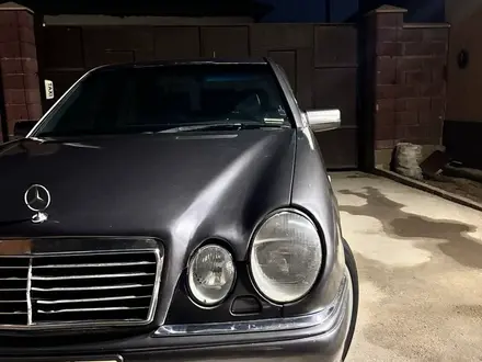 Mercedes-Benz E 230 1996 года за 2 300 000 тг. в Кызылорда