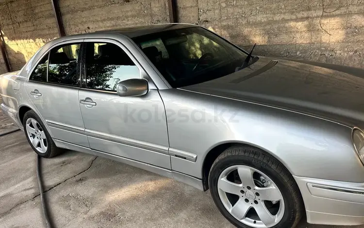 Mercedes-Benz E 320 2001 года за 3 800 000 тг. в Шымкент