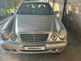 Mercedes-Benz E 320 2001 года за 3 800 000 тг. в Шымкент – фото 3