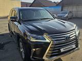 Lexus LX 570 2015 года за 43 000 000 тг. в Семей