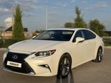 Lexus ES 300h 2016 года за 14 000 000 тг. в Алматы – фото 2