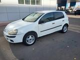 Volkswagen Golf 2006 года за 2 900 000 тг. в Караганда – фото 2