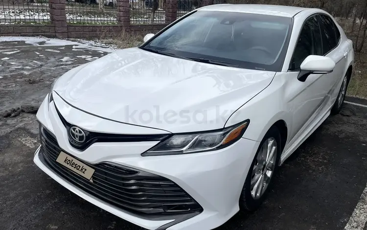 Toyota Camry 2018 годаfor8 300 000 тг. в Тараз