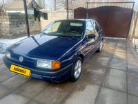 Volkswagen Passat 1992 годаfor2 100 000 тг. в Тараз