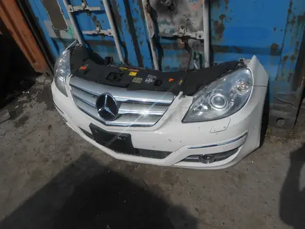 Ноускат фары ксенон (передняя часть кузова носик) Mercedes W245 за 400 000 тг. в Алматы – фото 2