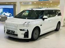 Zeekr 009, 2025