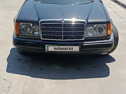 Mercedes-Benz E 320 1991 года за 1 600 000 тг. в Туркестан – фото 2