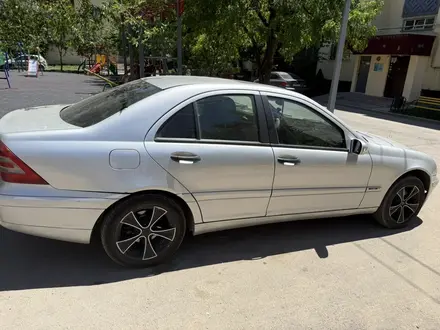Mercedes-Benz C 200 2000 года за 2 500 000 тг. в Алматы – фото 6