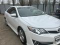 Toyota Camry 2013 годаүшін7 450 000 тг. в Актобе – фото 2