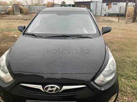 Hyundai Solaris 2012 года за 4 800 000 тг. в Новоишимский – фото 2