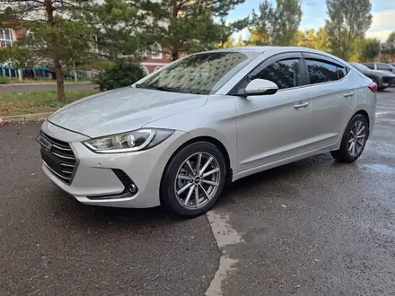 Hyundai Elantra 2017 года за 7 000 000 тг. в Астана – фото 3