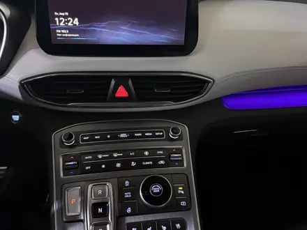 Hyundai Santa Fe 2022 года за 15 400 000 тг. в Астана – фото 14