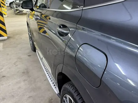 Hyundai Santa Fe 2022 года за 15 400 000 тг. в Астана – фото 16
