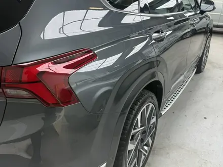 Hyundai Santa Fe 2022 года за 15 400 000 тг. в Астана – фото 19