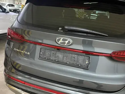 Hyundai Santa Fe 2022 года за 15 400 000 тг. в Астана – фото 6
