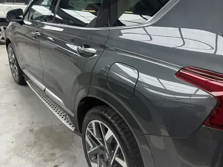 Hyundai Santa Fe 2022 года за 15 400 000 тг. в Астана – фото 20