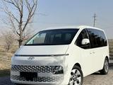 Hyundai Staria 2021 года за 16 500 000 тг. в Алматы