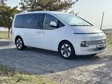 Hyundai Staria 2021 года за 16 500 000 тг. в Алматы – фото 2