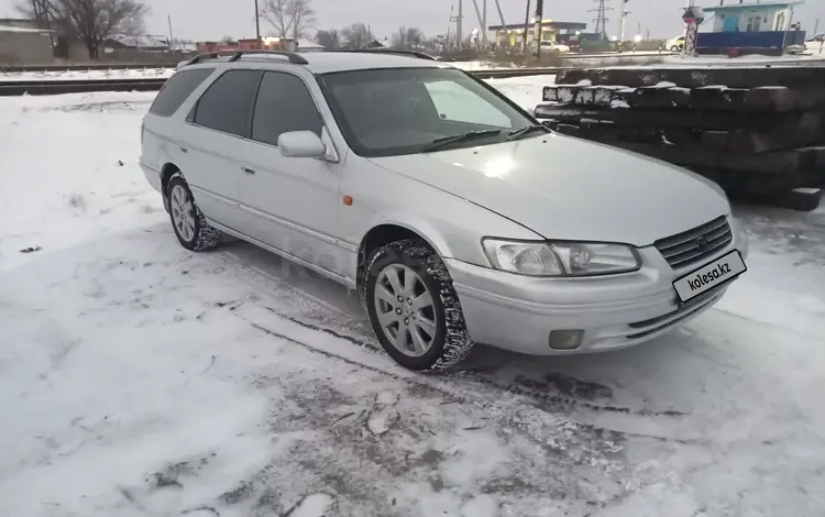 Toyota Camry Gracia 1997 года за 3 800 000 тг. в Семей