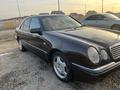 Mercedes-Benz E 240 1997 года за 3 800 000 тг. в Талдыкорган – фото 3