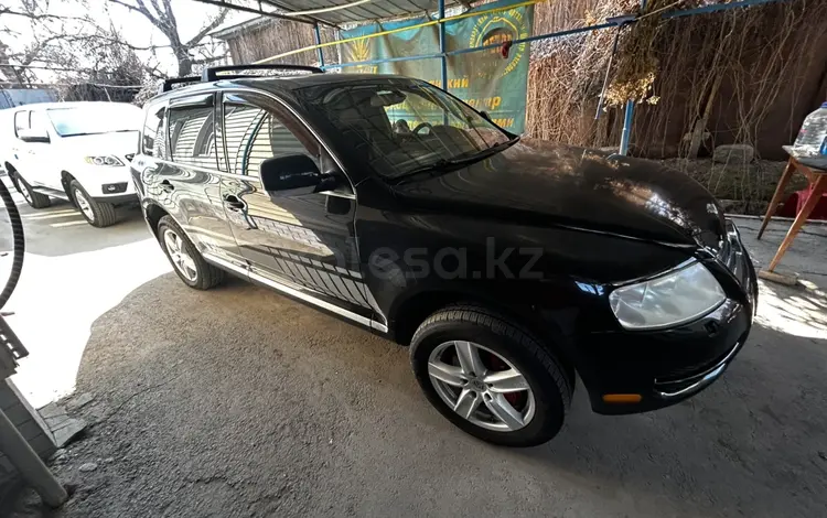 Volkswagen Touareg 2004 годаүшін5 200 000 тг. в Алматы