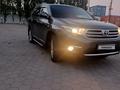 Toyota Highlander 2012 годаүшін9 500 000 тг. в Актобе