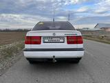 Volkswagen Passat 1994 годаүшін1 650 000 тг. в Тараз – фото 3