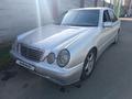 Mercedes-Benz E 320 2000 годаүшін4 850 000 тг. в Мерке – фото 3