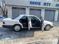 Mercedes-Benz E 200 1988 годаүшін1 500 000 тг. в Тараз