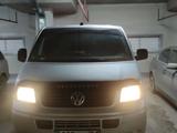 Volkswagen Caravelle 2005 годаүшін5 500 000 тг. в Астана – фото 2