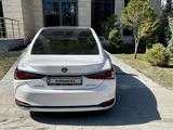 Lexus ES 250 2020 года за 30 000 000 тг. в Алматы – фото 4