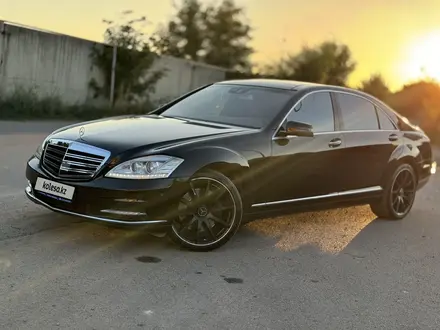 Mercedes-Benz S 500 2011 года за 13 500 000 тг. в Алматы – фото 16