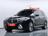 BMW X7 XDrive 40i 2023 года за 42 000 000 тг. в Алматы