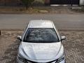 Toyota Camry 2021 года за 9 100 000 тг. в Уральск – фото 5