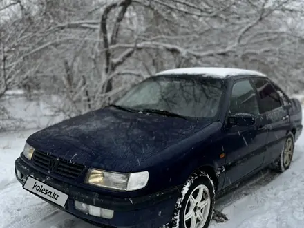 Volkswagen Passat 1994 года за 1 600 000 тг. в Караганда – фото 3