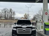Toyota Land Cruiser 2022 года за 46 300 000 тг. в Алматы – фото 2