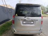 Toyota Noah 2010 годаүшін6 800 000 тг. в Атырау – фото 5