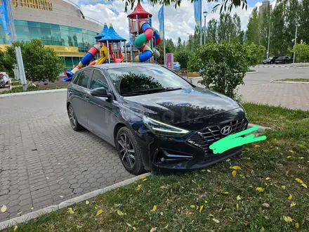 Hyundai i30 2023 года за 9 100 000 тг. в Астана – фото 2