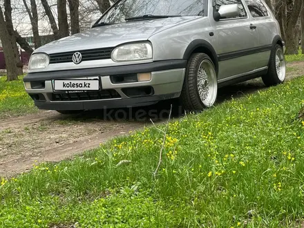 Volkswagen Golf 1994 года за 2 200 000 тг. в Алматы – фото 49