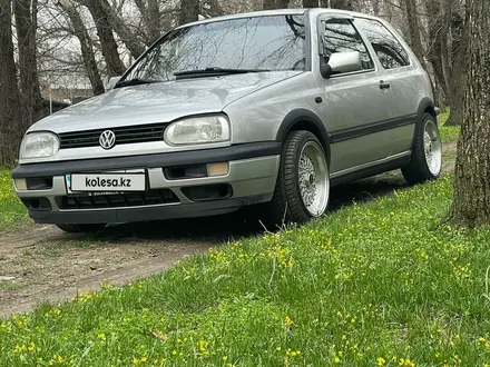 Volkswagen Golf 1994 года за 2 200 000 тг. в Алматы – фото 6
