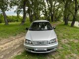 Toyota Ipsum 1997 годаүшін3 800 000 тг. в Усть-Каменогорск – фото 2