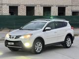 Toyota RAV4 2015 годаfor8 800 000 тг. в Актау – фото 3