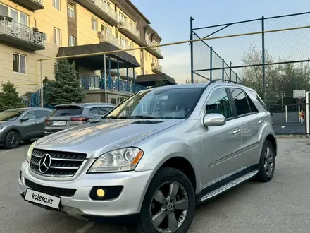 Mercedes-Benz ML 500 2005 года за 5 600 000 тг. в Алматы – фото 2