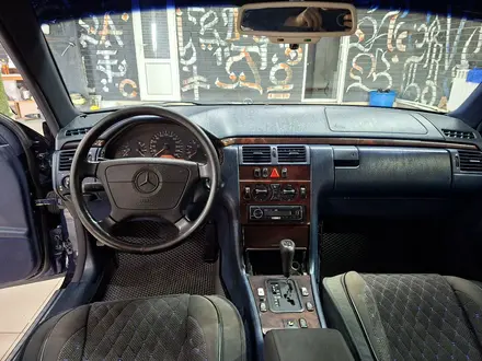 Mercedes-Benz E 230 1996 года за 2 350 000 тг. в Тараз – фото 8