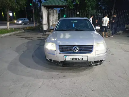 Volkswagen Passat 2000 года за 1 800 000 тг. в Уральск – фото 12