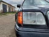 Mercedes-Benz E 230 1992 годаfor1 200 000 тг. в Караганда – фото 2
