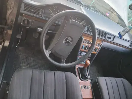 Mercedes-Benz E 230 1988 года за 600 000 тг. в Шымкент – фото 5