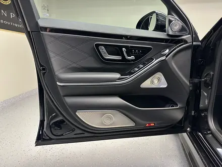 Mercedes-Benz S 63 AMG 4MATIC 2024 года за 109 999 000 тг. в Алматы – фото 14