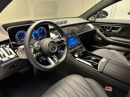 Mercedes-Benz S 63 AMG 4MATIC 2024 года за 109 999 000 тг. в Алматы – фото 19